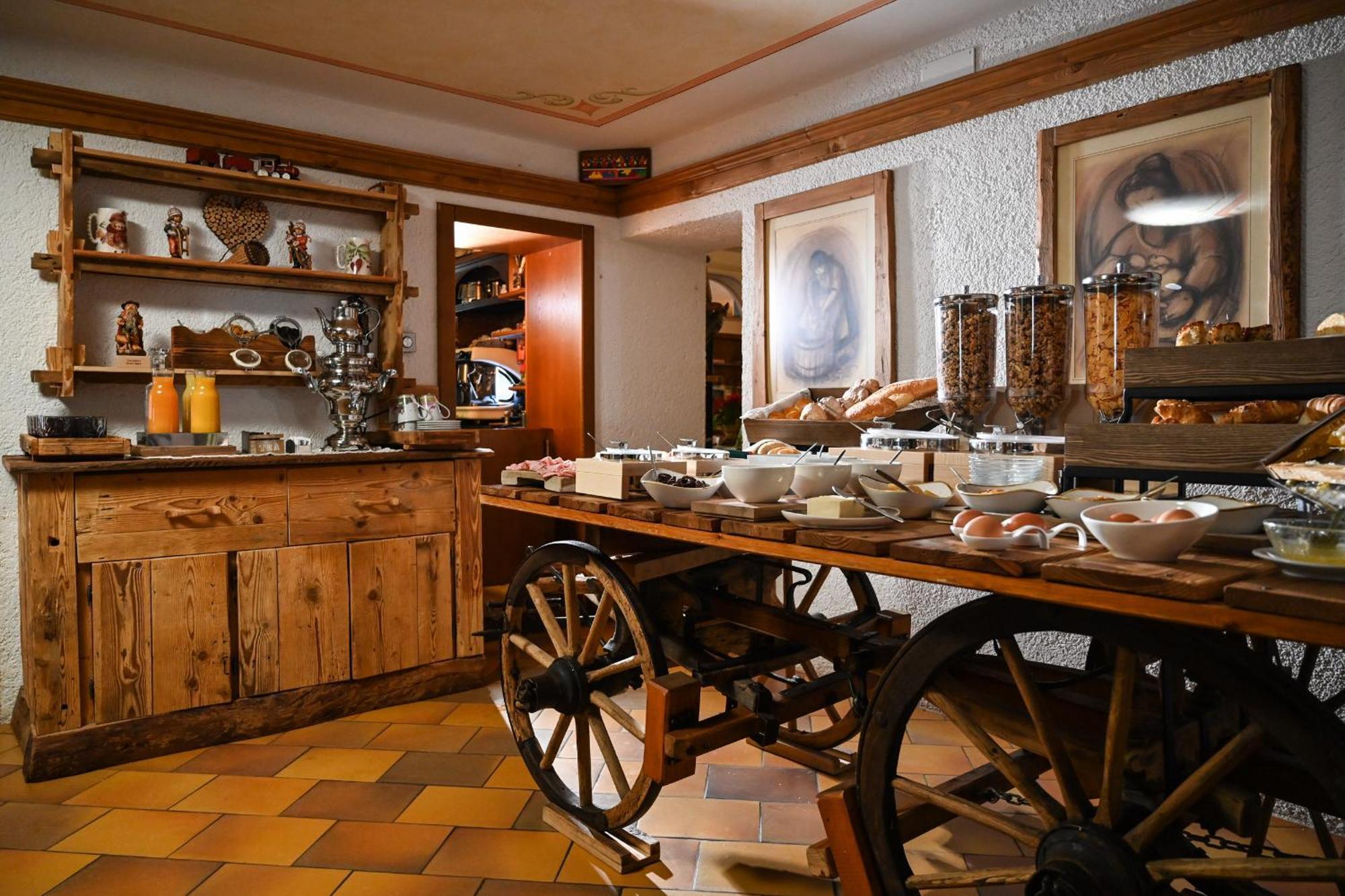 Hotel Rifugio Cereda Fiera Di Primiero Esterno foto