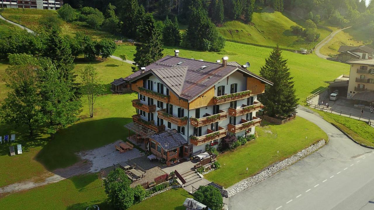 Hotel Rifugio Cereda Fiera Di Primiero Esterno foto